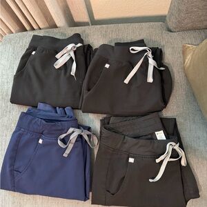 Figs Women's Jogger Pants - Black & Navy